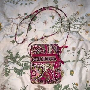 3️⃣4️⃣Vera Bradley cross bag